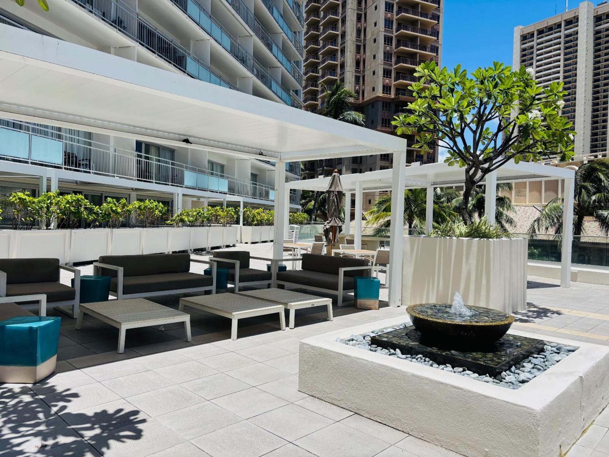 Ilikai Apt 308 - Spacious Studio With Stunning Ocean & Harbor Views Honolulu Buitenkant foto
